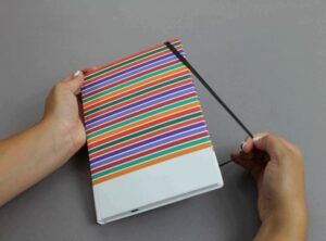 Impresión de libretas de tapa dura con goma personalizadas