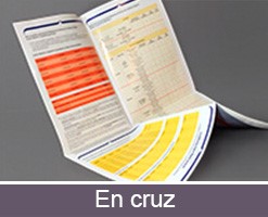 Imprimir folletos plegables personalizados en cruz