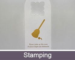 Imprimir colgadores poming con acabados gráficos personalizados stamping