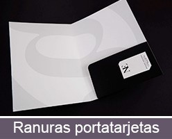 Impresión personalizada de carpeta A4 con bolsillo encolado con ranuras