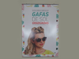 Impresión personalizada de carteles con varilla colgador