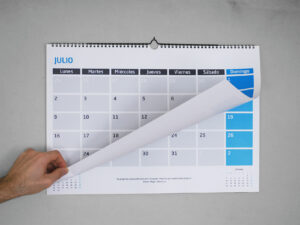 Imprimir calendario de pared personalizado con colgador Wire-o